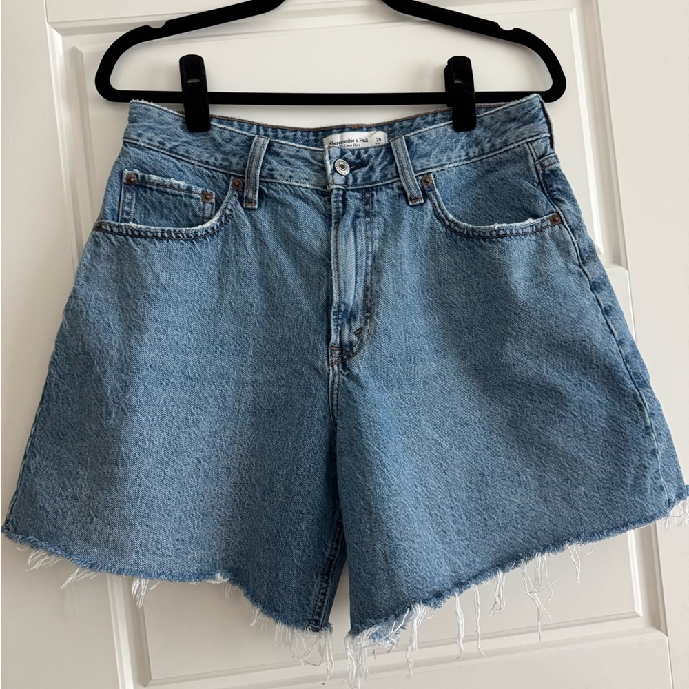 Abercrombie & Fitch ‘The Loose’ Denim Short
